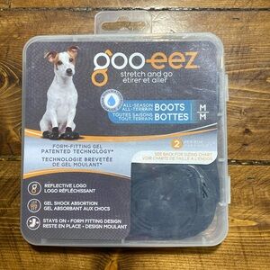 Goo Eez Dog Boots size Medium